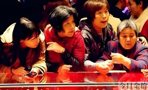 当前黄金价格多少人民币一克
