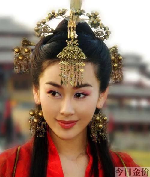 黄金强档剧场