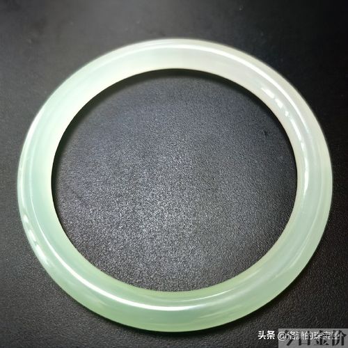黄金白玉