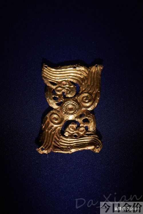 黄金缕臧白