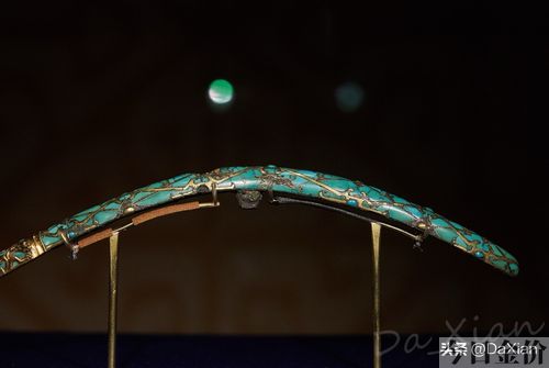 黄金缕臧白