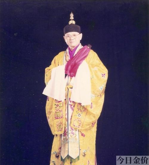 黄金天师系统txt下载