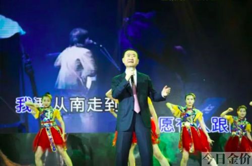 恶霸犬黄金甲