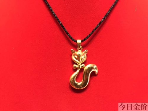 黄金小天使吊坠寓意