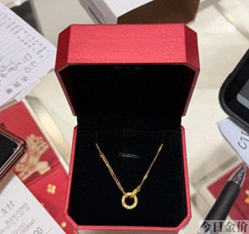 黄金一克拉多少钱