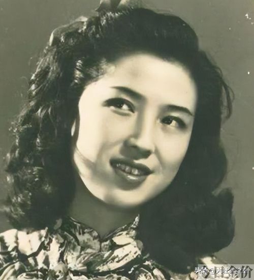 黄金荣夫人