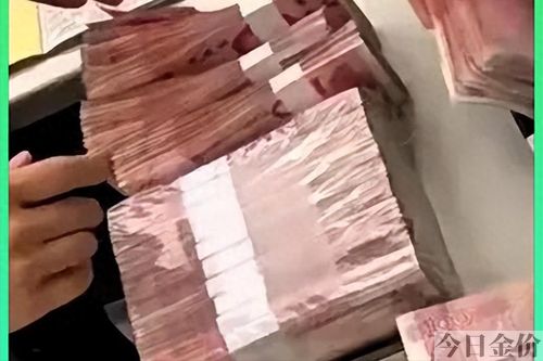 最新黄金耳环款式图片