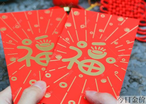 给妈妈买黄金首饰哪个牌子好