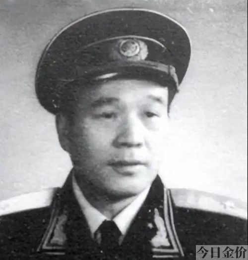 1000两黄金多少斤