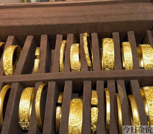 黄金无事牌适合什么人带