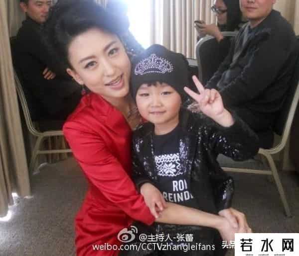 沃源集团,与央视美女张蕾“亲密”合影的二男人，都是“老公”？且听她说