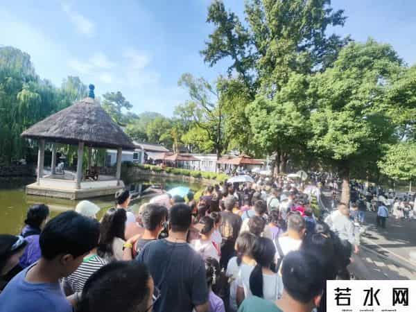 银行国庆节上班吗-