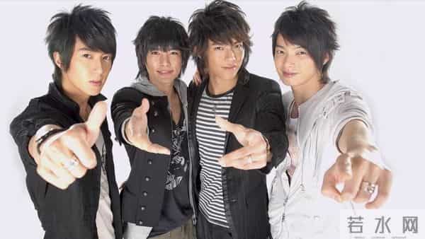 汪东城掉水里有人救是什么梗