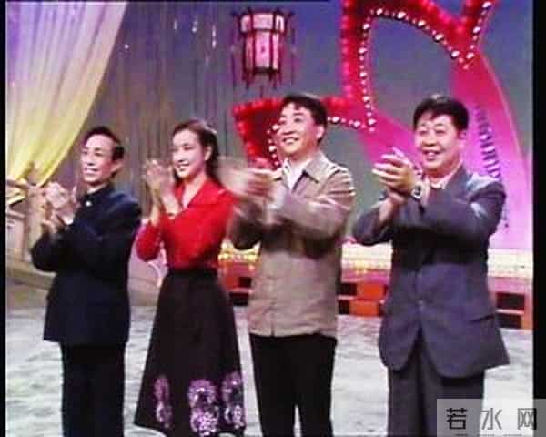 央视主持人李平