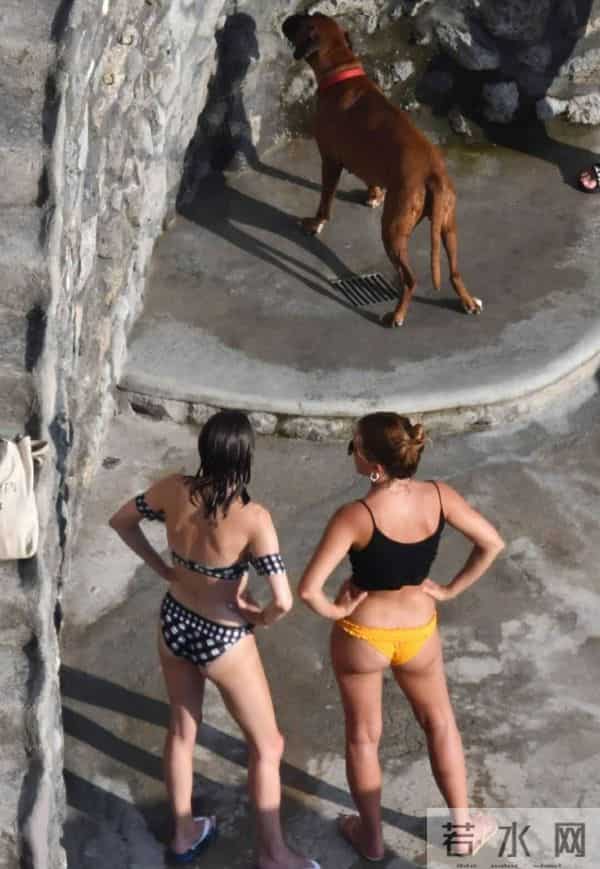 艾玛沃森吸奶照