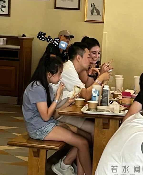 汪小菲再婚计划遭遇婚史揭秘