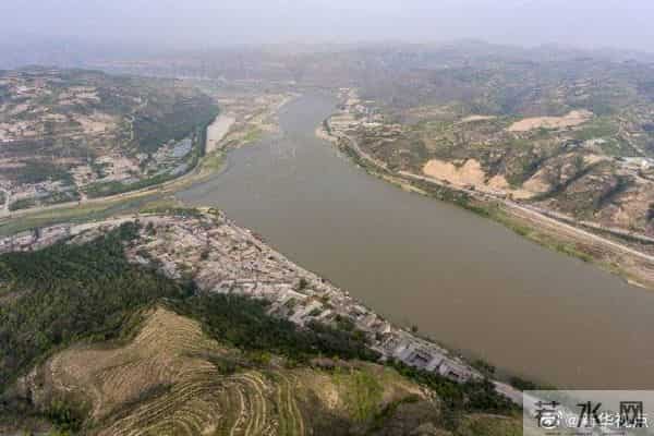 潘玮柏方否认老婆曾参加训练营