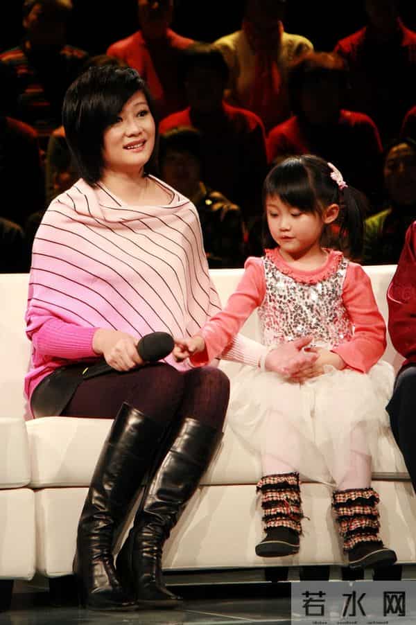 何静第一任老公