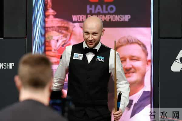 丁俊晖刚刚比赛结果如何