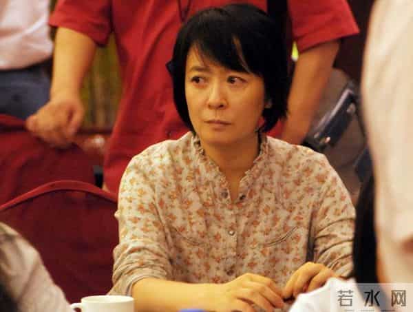 董子健假笑男孩