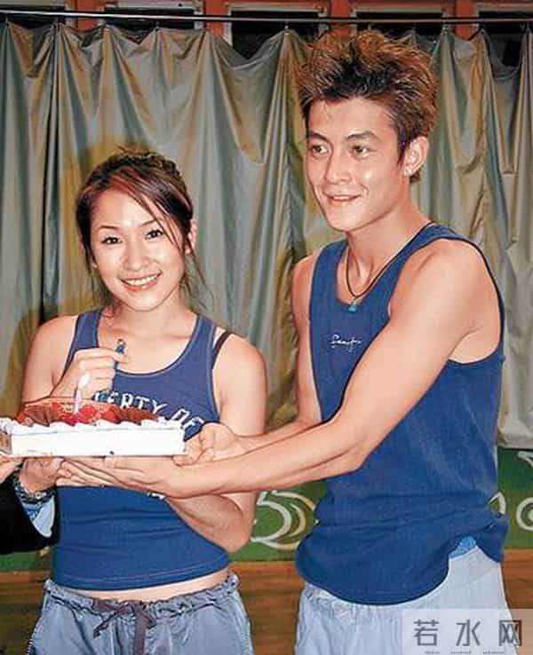 柯震东萧亚轩被曝分手