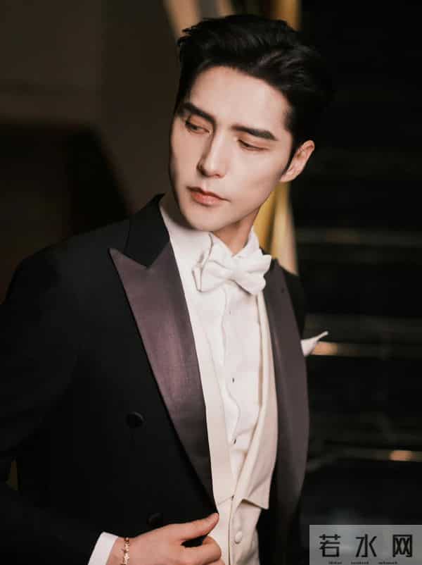 郑云龙恋情疑曝光