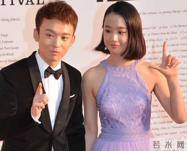 董子健假笑男孩