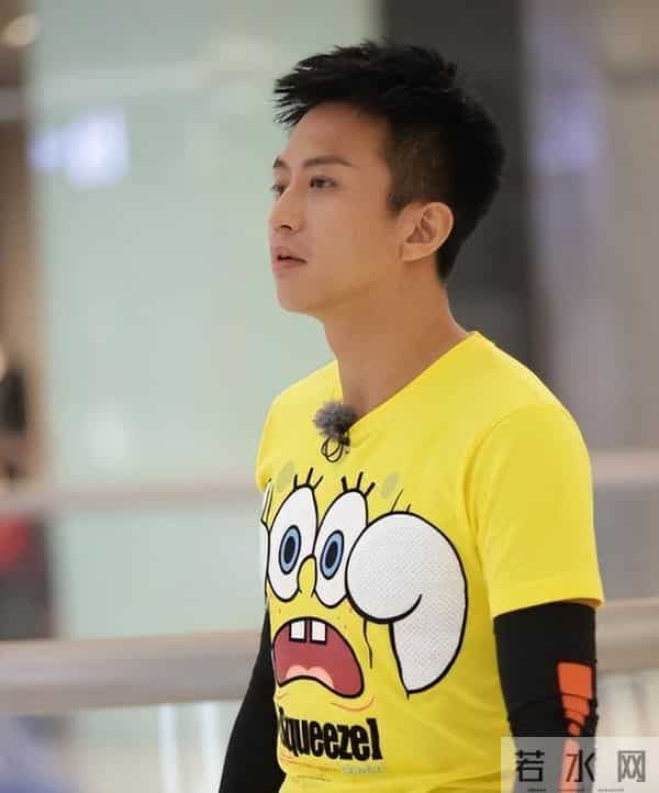 邓超与安以轩开房被抓