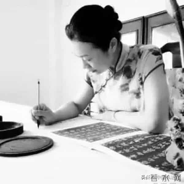 三线艺人小孩帖子原帖