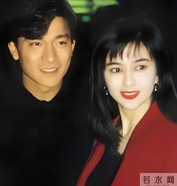 刘銮雄怎么玩关之琳的