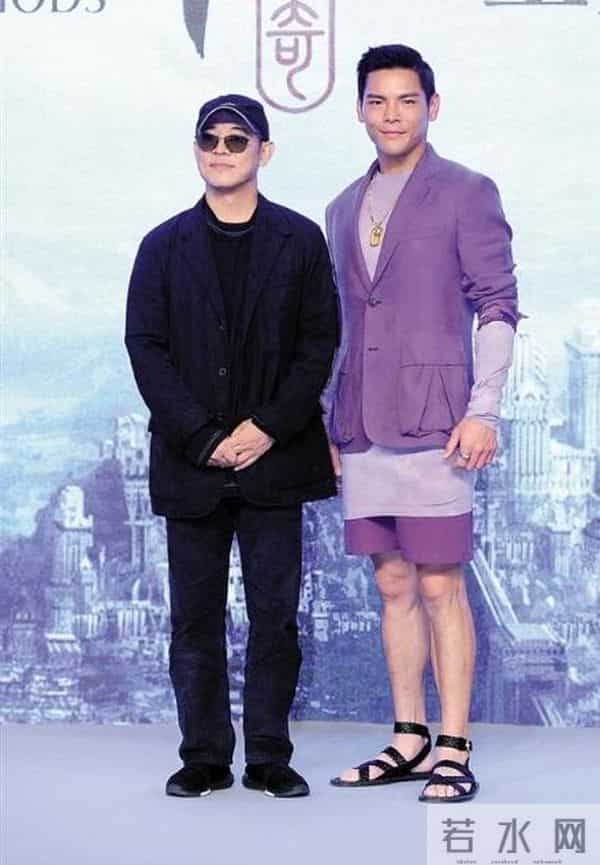 李连杰故意打向佐