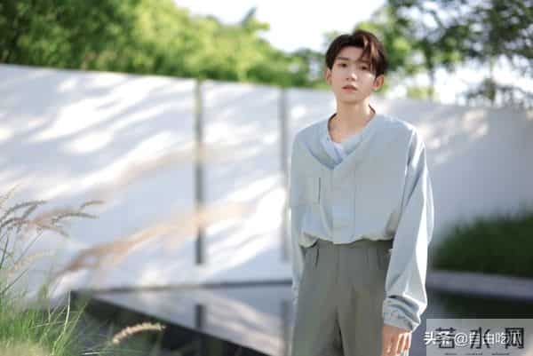 吴亦凡在狱中供出赵薇猛料