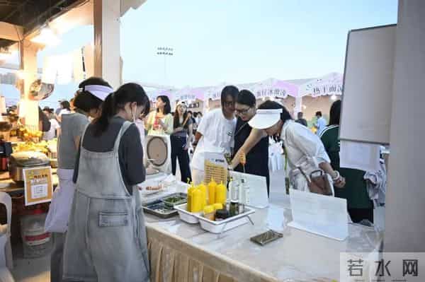 李玉刚水墨丹青