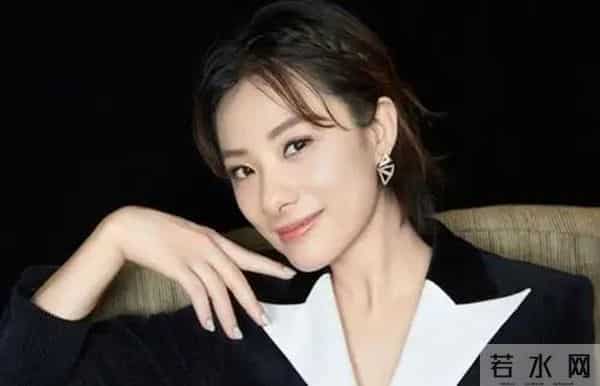 高权健个人资料