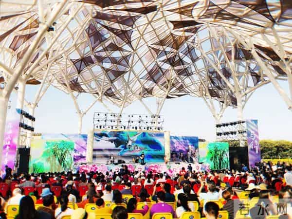 一瞬间丽江小倩mp3