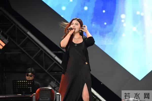 李玉刚水墨丹青