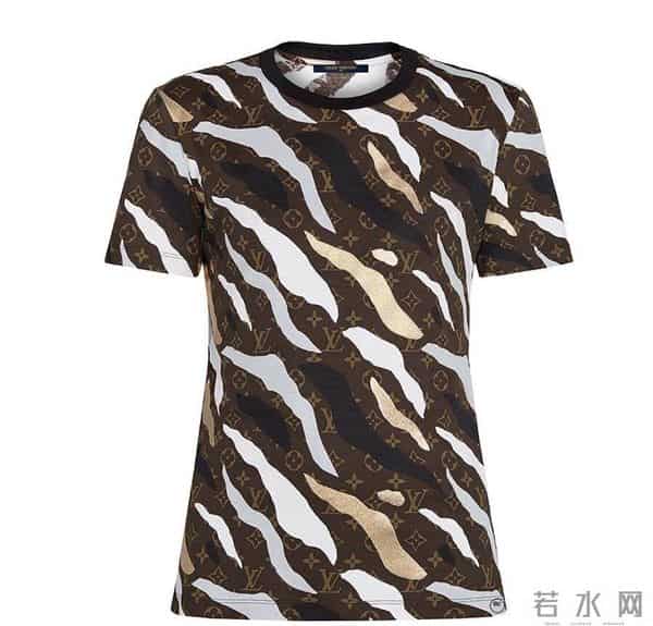 为什么王俊凯总摸裤裆