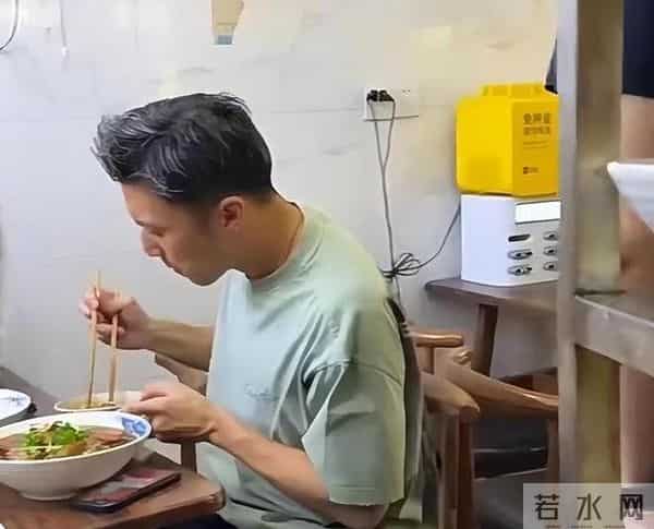 黄旭熙个人资料