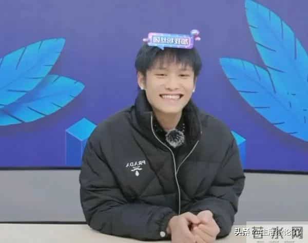 小杨哥爸爸遛鸟视频