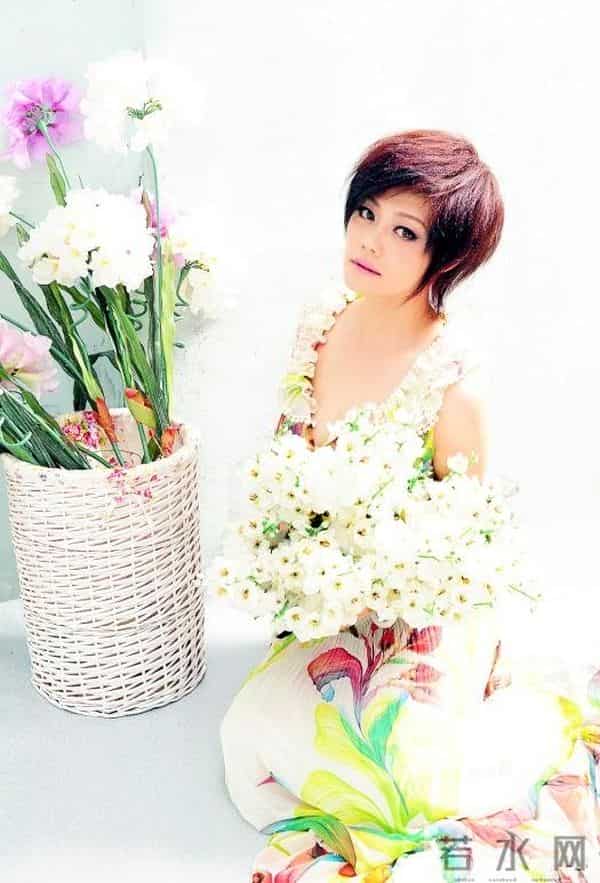 何静第一任老公