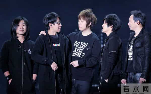 阿信为何离开信乐团