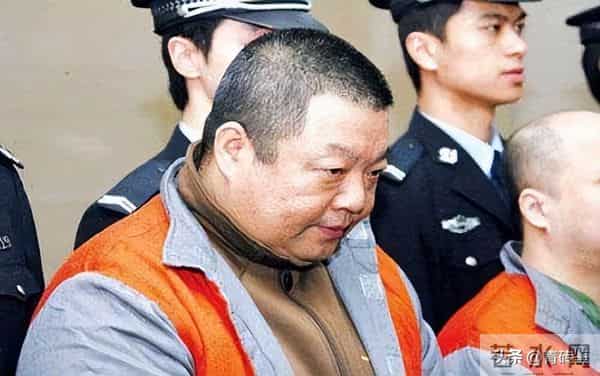 臧天朔得罪成龙