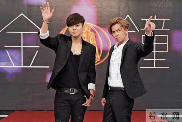 罗志祥现身黄鸿升灵堂