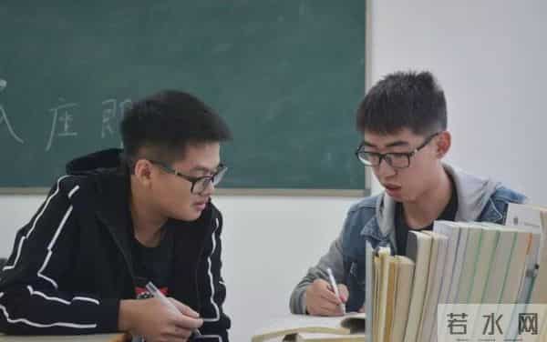 张新成艺考成绩神话