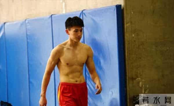 王哲林个人资料