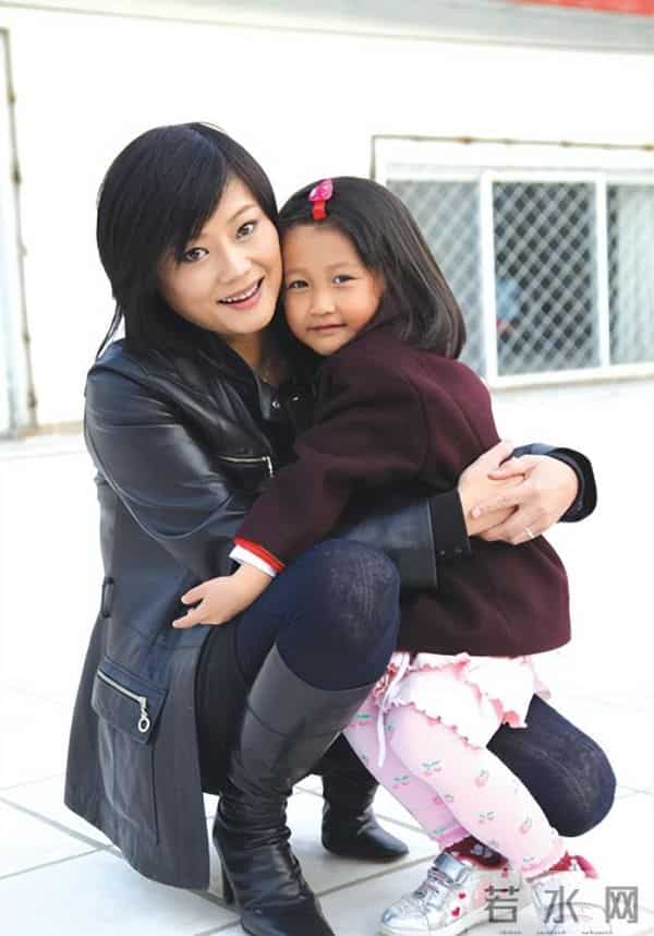 何静第一任老公