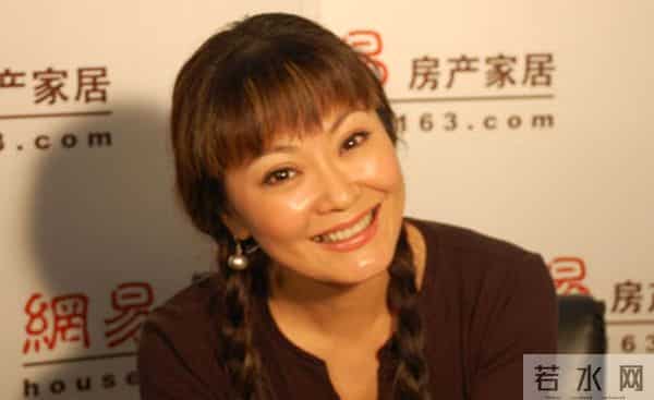 杨澜为李天一喊冤