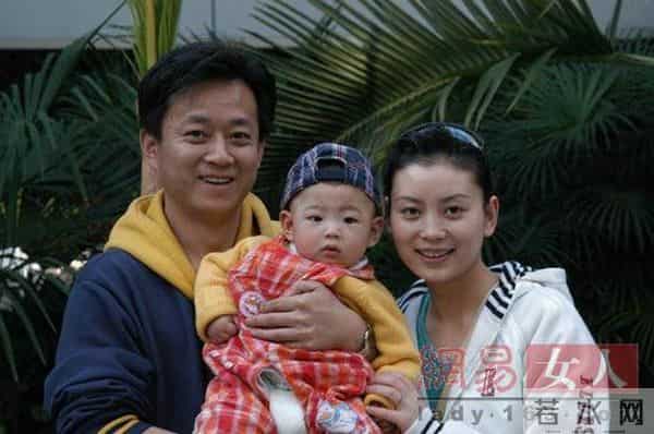 杨澜为李天一喊冤