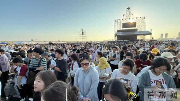 李玉刚水墨丹青