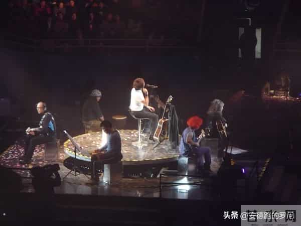 问天问大地是什么歌